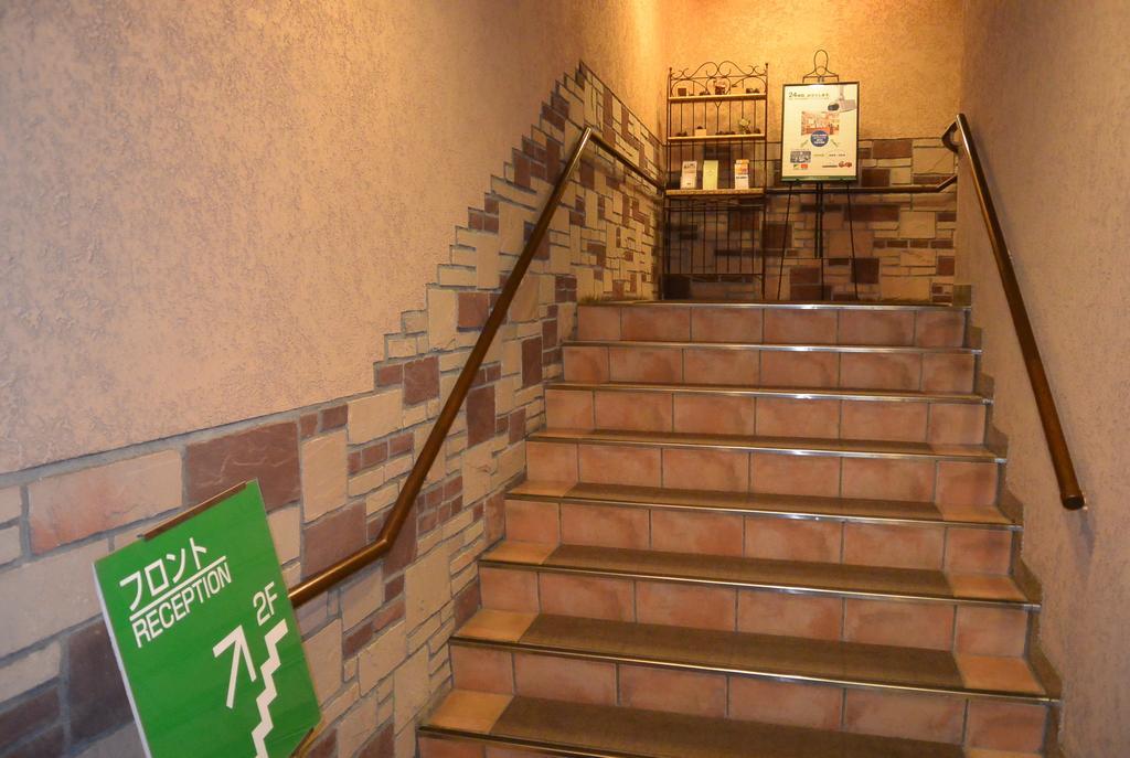 Washington R&B Hotel Sapporo Kita 3 Nishi 2 Exterior photo